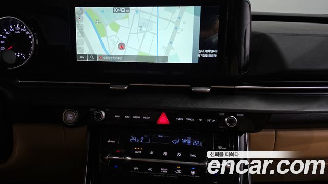 Kia Canival 2022 — photo 19