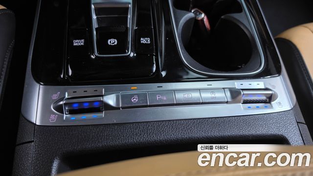 Kia Canival 2022 — photo 22
