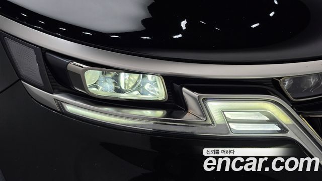 Kia Canival 2022 — photo 8
