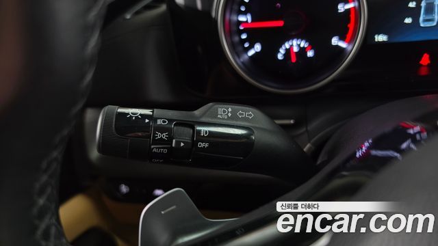 Kia Canival 2022 — photo 29
