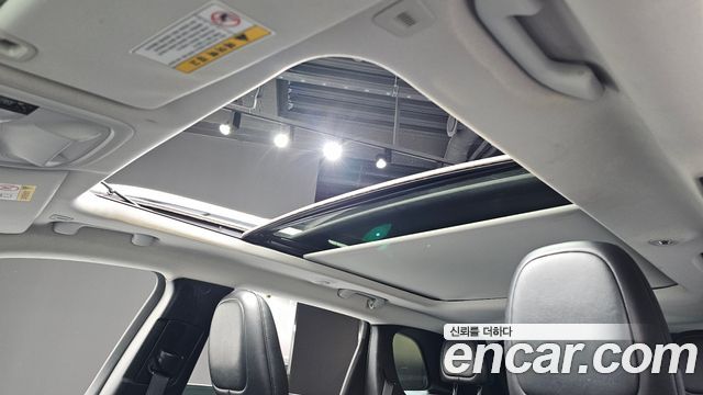 Jeep Cherokee 2019 — photo 18