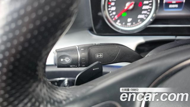 Mercedes-Benz E-Class 2018 — photo 25