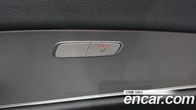 Mercedes-Benz E-Class 2018 — photo 27