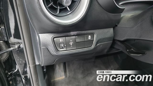 Kia K3 2023 — photo 27