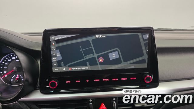 Kia K3 2023 — photo 31