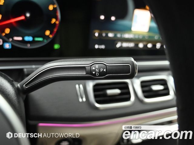 Mercedes-Benz GLS-Class 2021 — photo 9
