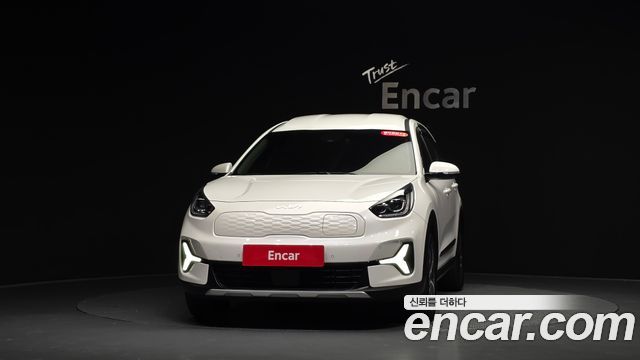 Kia Niro 2023 — photo 3