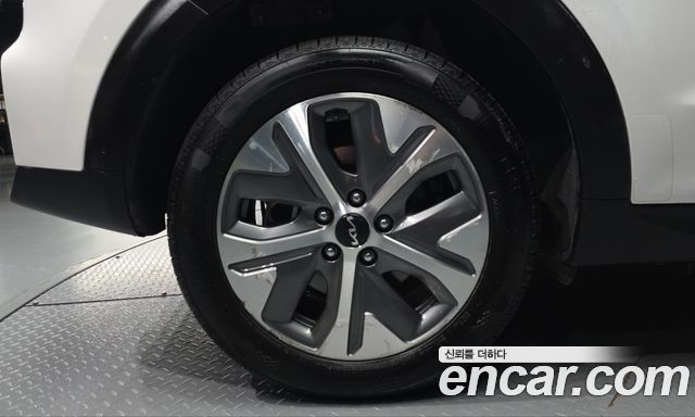 Kia Niro 2023 — photo 5