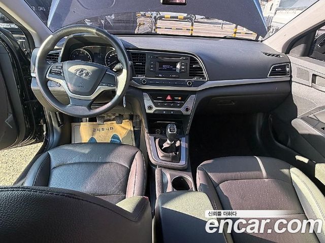 Hyundai AVANTE 2016 — photo 5