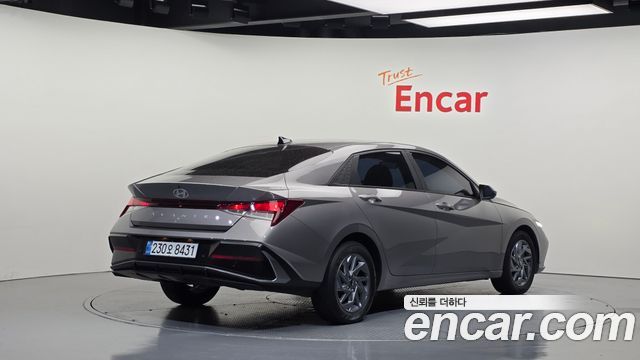 Hyundai AVANTE 2024 — photo 2