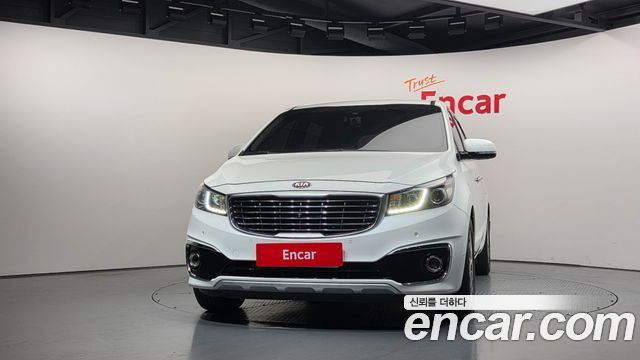 Kia Canival 2018 — photo 3