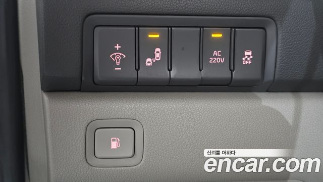 Kia Canival 2018 — photo 13