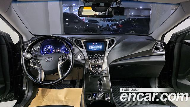 Hyundai Grandeur 2013 — photo 9