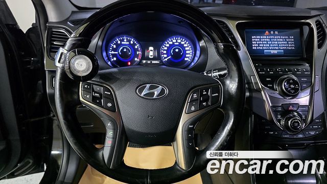 Hyundai Grandeur 2013 — photo 15
