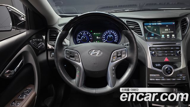 Hyundai Grandeur 2015 — photo 19