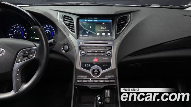 Hyundai Grandeur 2015 — photo 23