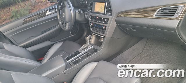 Hyundai Sonata 2016 — photo 18