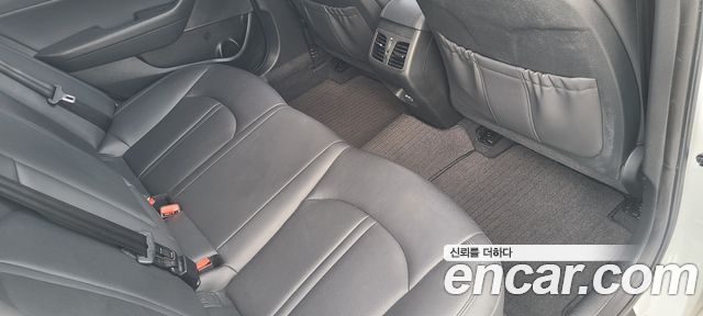 Hyundai Sonata 2016 — photo 19
