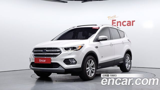 Ford Kuga 2017 — photo 35