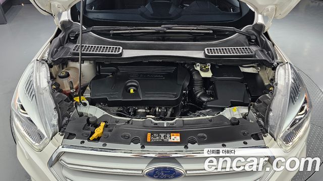 Ford Kuga 2017 — photo 6