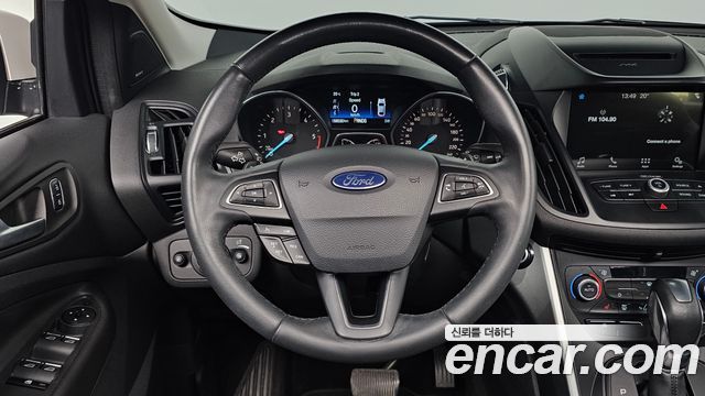 Ford Kuga 2017 — photo 19