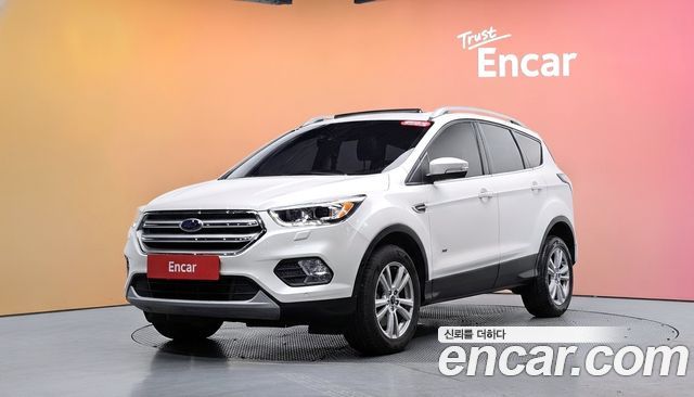 Ford Kuga 2017 — photo 1