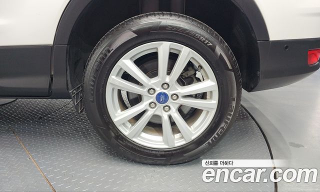 Ford Kuga 2017 — photo 7