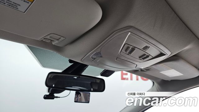 Ford Kuga 2017 — photo 31