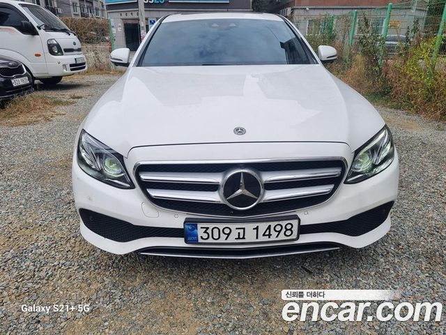 Mercedes-Benz E-Class 2020 — photo 1