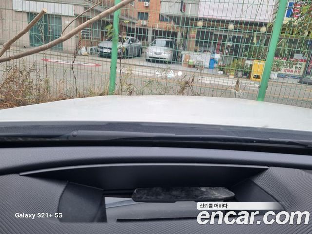 Mercedes-Benz E-Class 2020 — photo 18