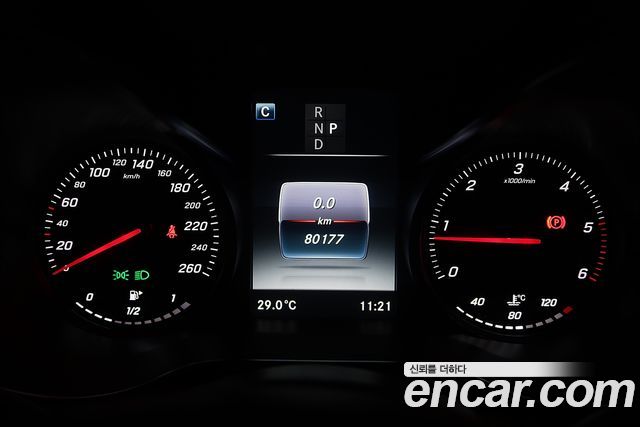 Mercedes-Benz GLC-Class 2016 — photo 8