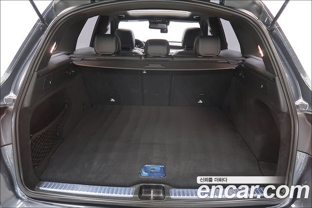 Mercedes-Benz GLC-Class 2016 — photo 11