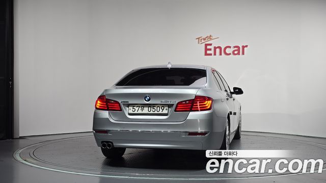 BMW 5-Series 2016 — photo 4
