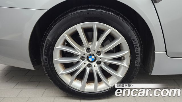 BMW 5-Series 2016 — photo 5