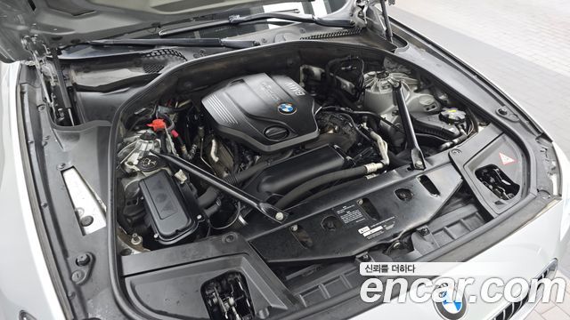 BMW 5-Series 2016 — photo 6