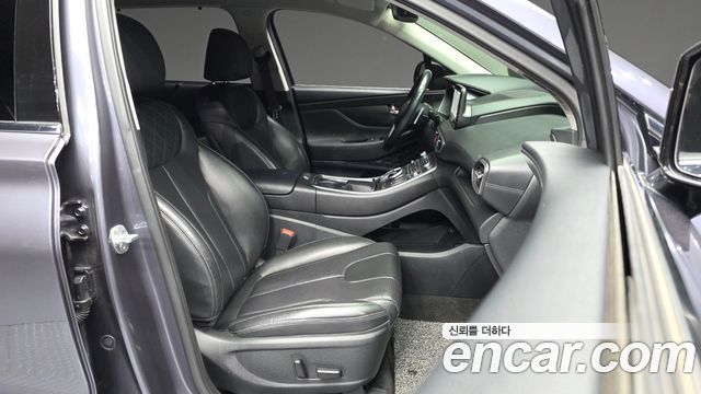 Hyundai Santafe 2021 — photo 17