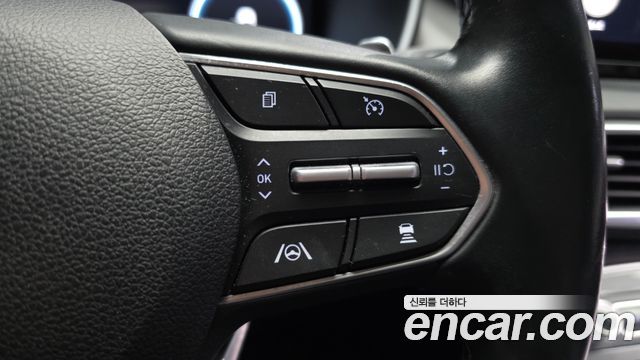 Hyundai Santafe 2021 — photo 25