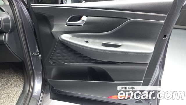 Hyundai Santafe 2021 — photo 14