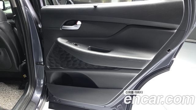 Hyundai Santafe 2021 — photo 15