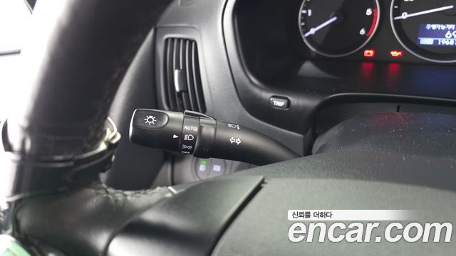 Hyundai Starex 2017 — photo 24