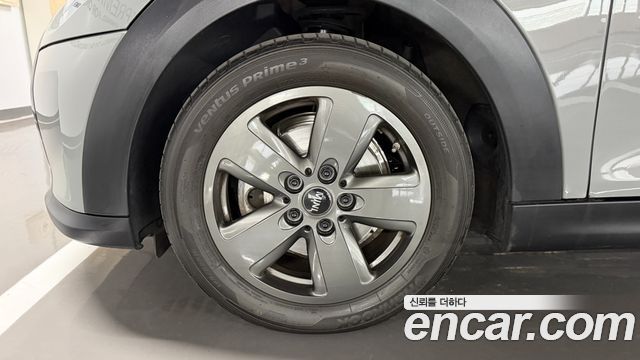 Mini Cooper 2023 — photo 5