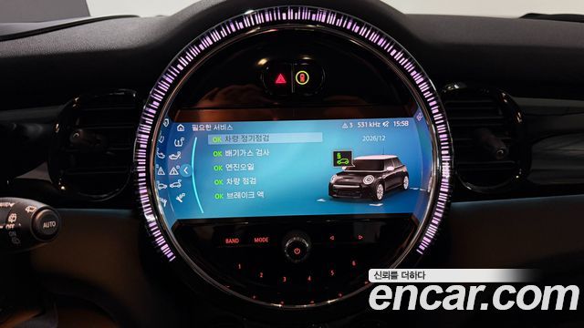 Mini Cooper 2023 — photo 15