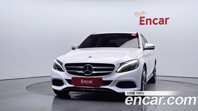 Mercedes-Benz C-Class 2018 — photo 3
