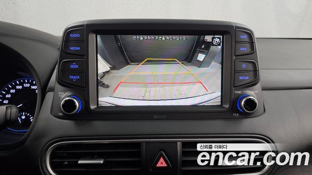 Hyundai Kona 2018 — photo 23
