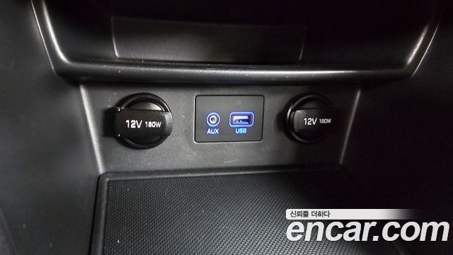Hyundai Kona 2018 — photo 28