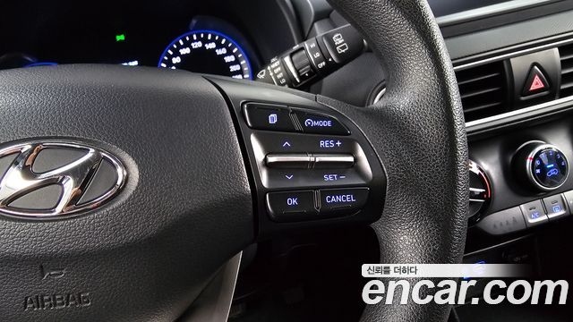 Hyundai Kona 2018 — photo 32