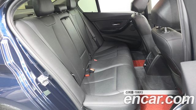 BMW 3-Series 2016 — photo 12