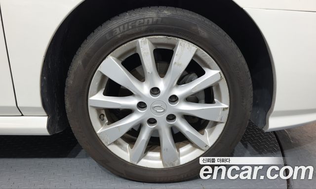 Renault Korea SM5  2010 — photo 7