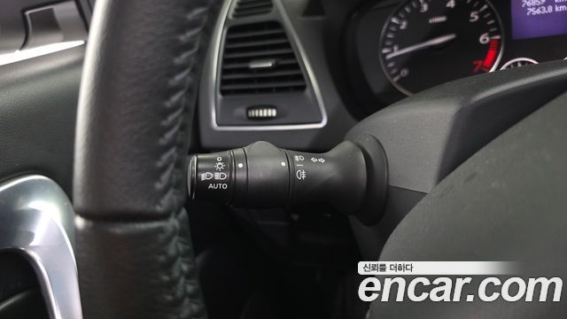 Renault Korea SM5  2010 — photo 37
