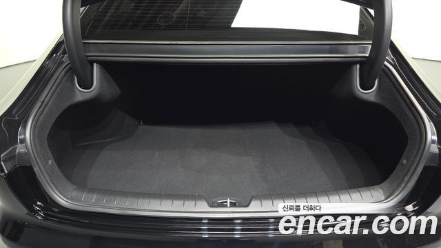 Hyundai Grandeur 2023 — photo 26